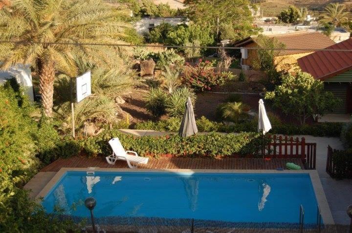 Sharvit Hakesem Villa Livnim Exterior photo